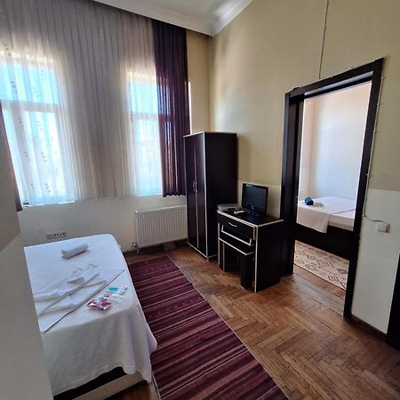 Gold Hotel Batum Dış mekan fotoğraf