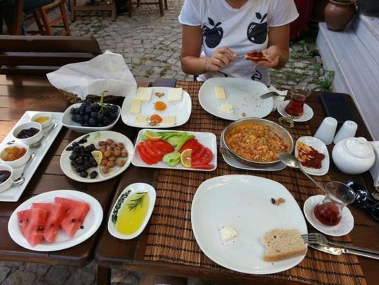 Gold Hotel Batum Dış mekan fotoğraf