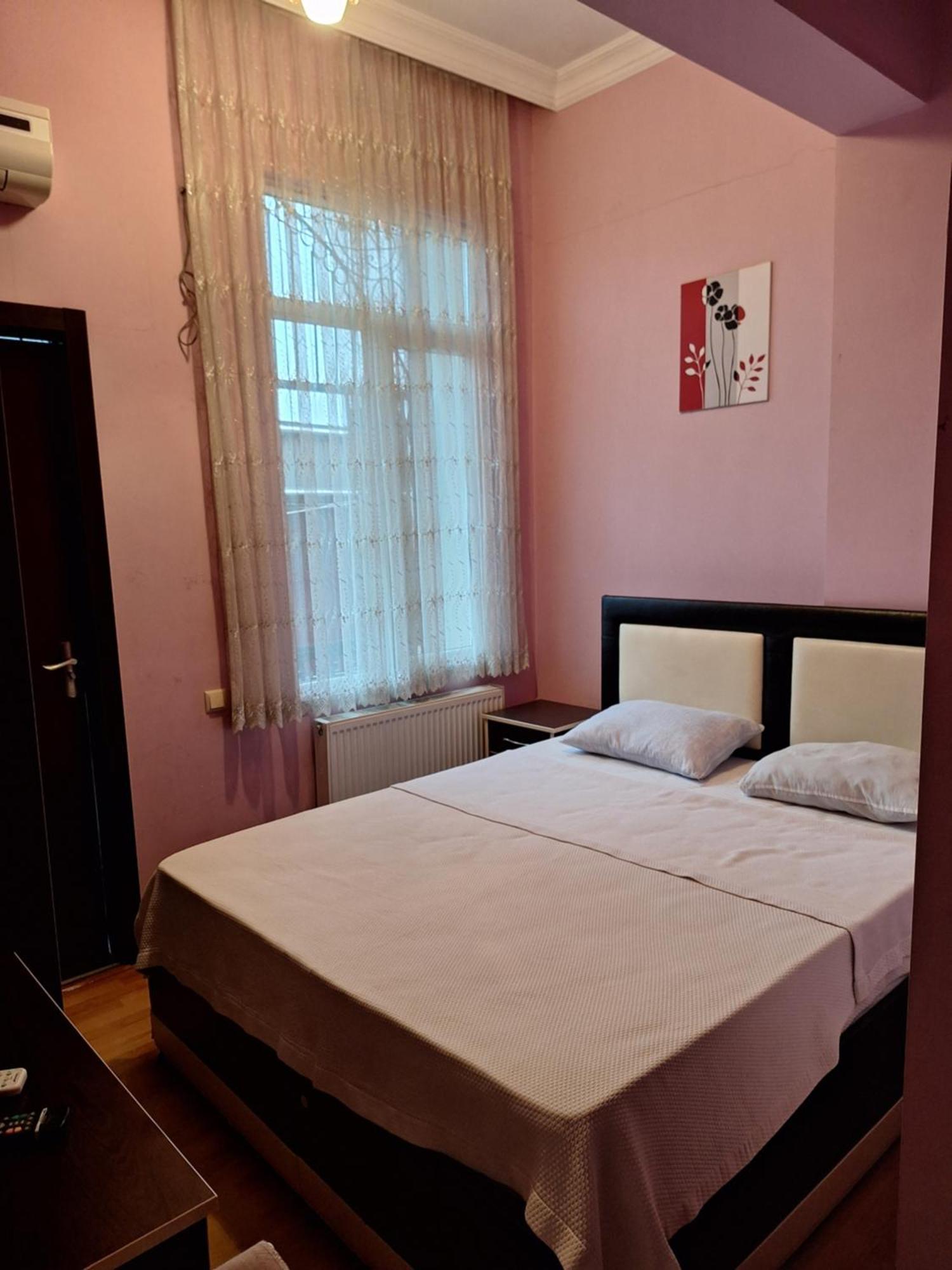 Gold Hotel Batum Dış mekan fotoğraf